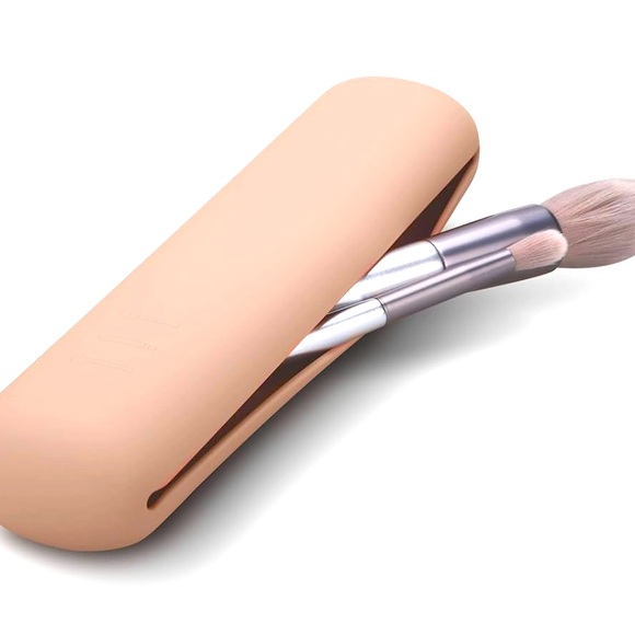 Brand new for brushes  soft silicone organizer and make up holder for travel.